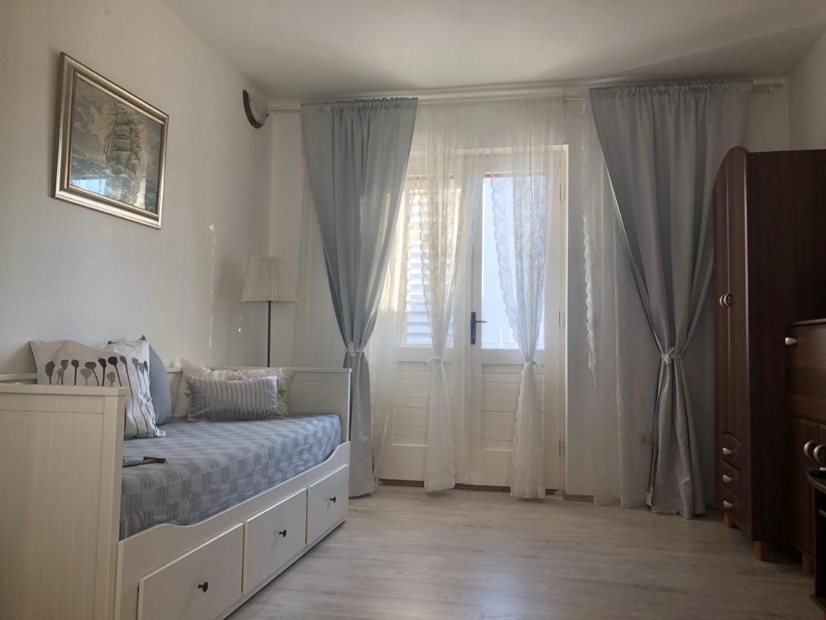 Apartmani Maretimo Primošten Zewnętrze zdjęcie